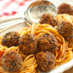 Spaghetti and Vegan Meatballs