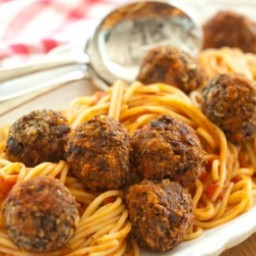 Spaghetti and (Vegan) Meatballs