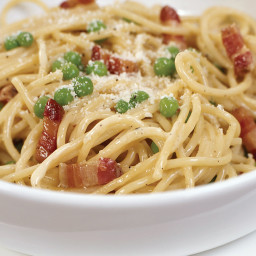 Spaghetti Carbonara with Green Peas
