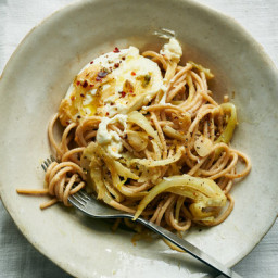 Spaghetti With Burrata and Garlic-Chile Oil