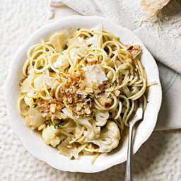 Spaghetti with Cauliflower, Capers, and Lemon
