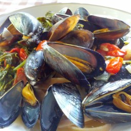 spaghetti-with-mussels-and-spinach-5.jpg