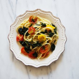 Spaghetti with Tomato + Kale
