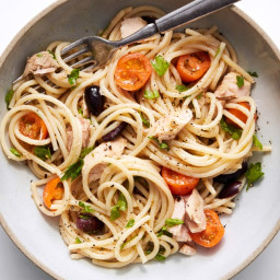 Spaghetti with Tuna, Tomatoes, and Olives