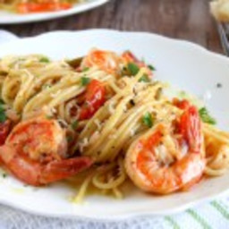 Spaghettoni with Shrimp and Peppers