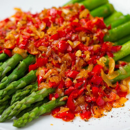 Spanish Asparagus With Red Bell Peppers, Onions & Garlic
