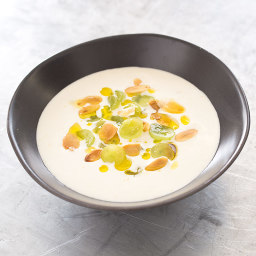 Spanish Chilled Almond and Garlic Soup