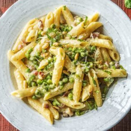 Speedy Penne Pasta with Mint, Pancetta, and Peas