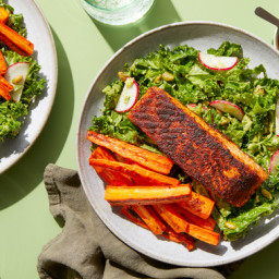 Spice-Crusted Salmon & Carrot Fries with Avocado-Kale Salad & Chipo