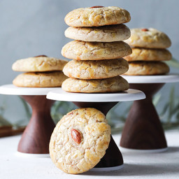 Spiced Chinese Almond Cookies