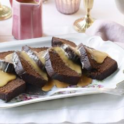 Spiced ginger pudding with toffee sauce