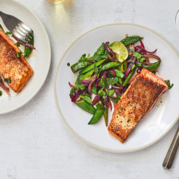 Spiced Salmon With Sugar Snap Peas and Red Onion