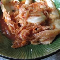 spicy-cabbage-kimchi-1581107.jpg