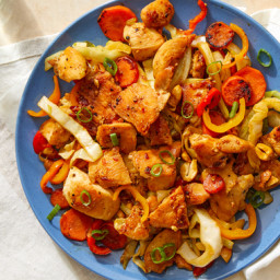Spicy Cashew Chicken with Peppers & Cabbage