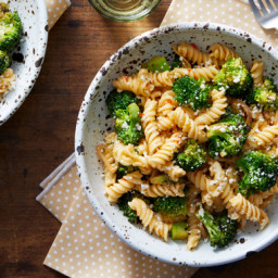 Spicy Fusilli Pasta & Broccoli with Mascarpone