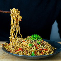 Spicy Garlicky Noodles (High Protein)