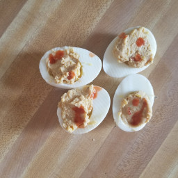 Spicy Hummus Deviled Eggs 