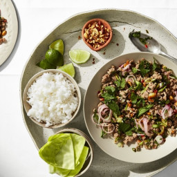 Spicy Larb with Cabbage Cups
