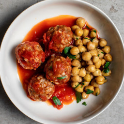Spicy Meatballs With Chickpeas