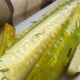 Spicy Refrigerator Dill Pickles Recipe