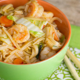 Spicy Rice Noodle Recipe with Shrimp and Cabbage
