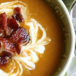 Spicy Roasted Butternut Squash, Pear, and Bacon Soup Recipe