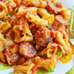spicy-sausage-pasta-1354922.jpg