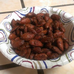 Spicy sweet almonds