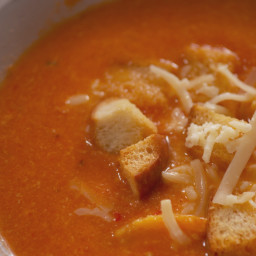 Spicy Tomato and Cheddar Soup