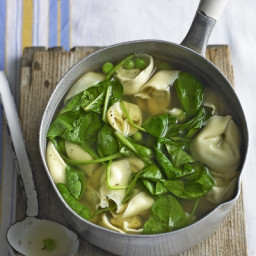 Spinach & tortellini soup