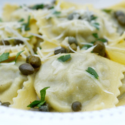 Spinach and Cheese Ravioli With Francaise Sauce