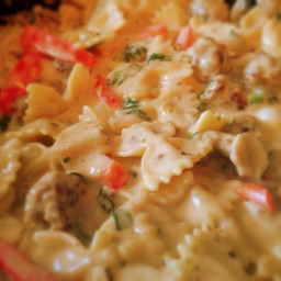 Spinach and Red Pepper Pasta with Italian Sausage