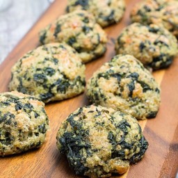 spinach-ball-appetizers-1451991.jpg