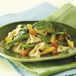 spinach-bow-tie-pasta-salad-2183404.jpg