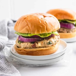 Spinach Feta Turkey Burgers with Sun-Dried Tomatoes