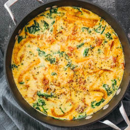 Spinach frittata with prosciutto and peppers