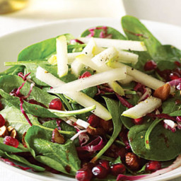 Spinach Pomegranate Salad With Pears & Hazelnuts Recipe