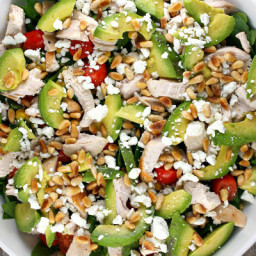Spinach Salad with Chicken, Avocado and Goat Cheese