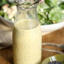 Spinach Salad with Creamy Poppy Seed Vinaigrette