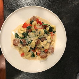 Jen's Tortellini with Peppers, Spinach and Sausage