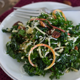 Spiralized Apple, Kale, and Cheddar Salad {with Spiced Pecans, and Apple Ci
