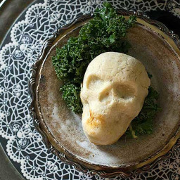 Spooky Skull Vegan Pot Pies for a Haunted Halloween Dinner