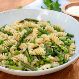 Spring Green Pasta with Asparagus and Peas