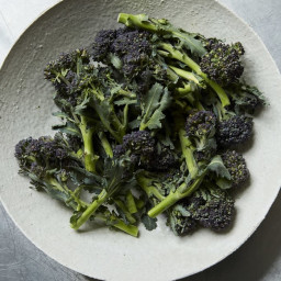 Sprouting broccoli with shallots and mustard