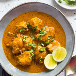 Sri Lankan Chicken Curry {Authentic Recipe}