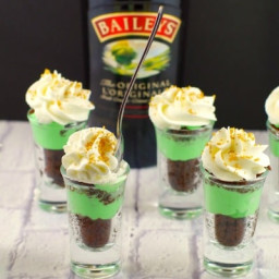 St. Patrick's Irish Cream Dessert Shots- Food Meanderings