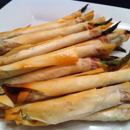 Starter: Asparagus and Prosciutto in Phyllo