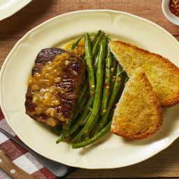 Steak with Shallot Pan Sauce with Garlic Bread and Spicy Sauteed Green Bean