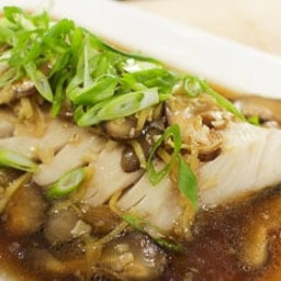 steamed-black-cod-with-ginger-soy-sauce-2895743.jpg