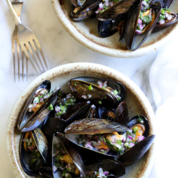 steamed-mussels-with-piri-piri-60eade.jpg